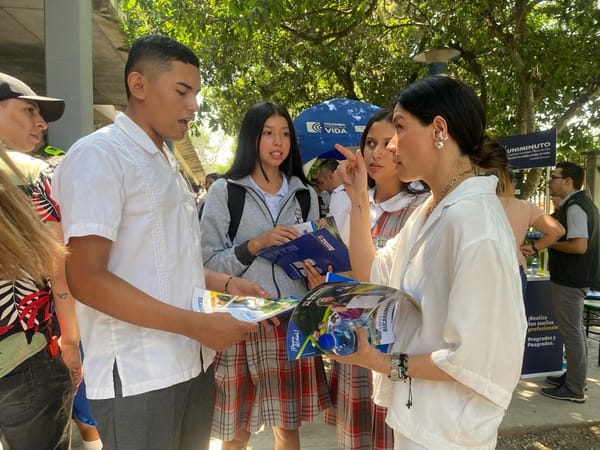 Más de 500 estudiantes de Los Santos participaron en primera Feria Universitaria
