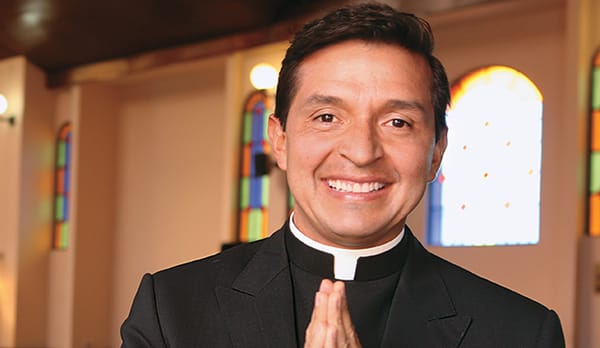 El Padre Chucho se confiesa en entrevista con The Suso's Show