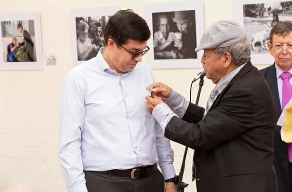 Emotiva celebración del Día del Fotógrafo y el Camarógrafo