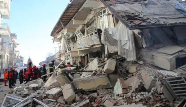 Terremoto en Papúa Nueva Guinea causó pérdidas humanas y materiales