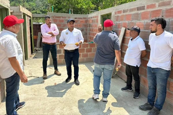 Avanza proyecto de viviendas rurales en Rionegro (S)