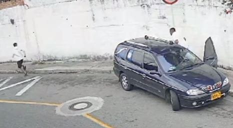 Con garrote en mano puso a correr a una 'lacra' en el Norte de Bucaramanga