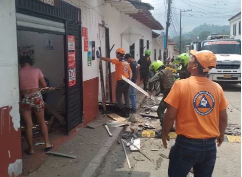 Una casa explotó en San Vicente de Chucurí, una mujer resultó herida