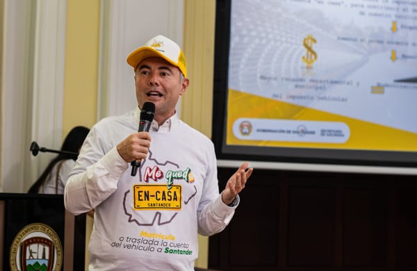 Santander lanzó campaña 'Me quedo en casa'