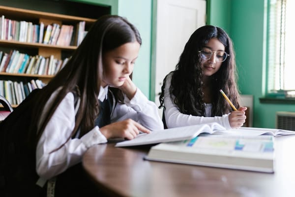 Secretaría de Educación de Santander nombra 1.850 docentes para cubrir vacantes