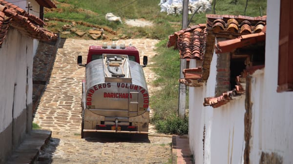 Finquero que abastece agua gratis en Barichara podría suspender servicio