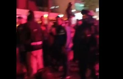 Un grupo de 42 colombianos aficionados de Millonarios fue detenido por robo en Bolivia