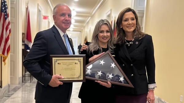 Vicky Dávila recibió placa de honor en el Congreso de EE.UU.