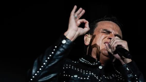 Silvestre Dangond, conmovido hasta las lágrimas, despide a su mentor y amigo Omar Geles