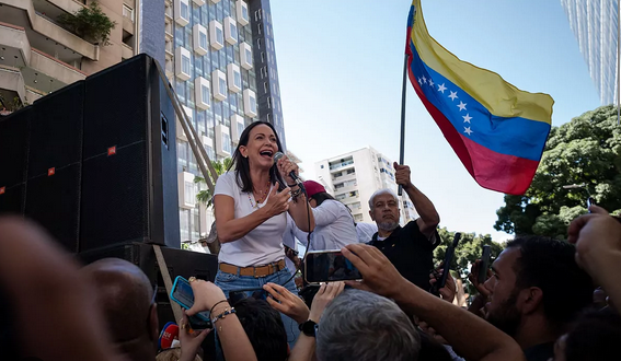 María Corina Machado encabeza una masiva manifestación en Turén, un antiguo bastión chavista