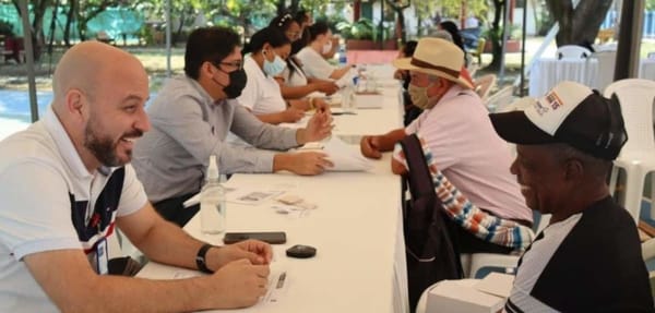 Colombia destaca en indemnización a víctimas del conflicto armado