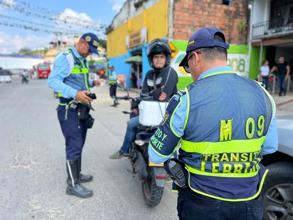 Lebrija recibió distinción por su compromiso con la seguridad vial