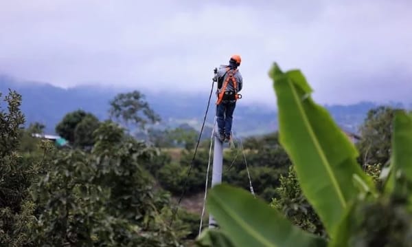 Santander avanza en electrificación rural con el programa 'Iluminemos'