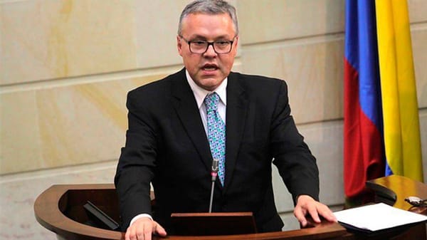 Ministro de Justicia admite demoras en protección a funcionarios del Inpec