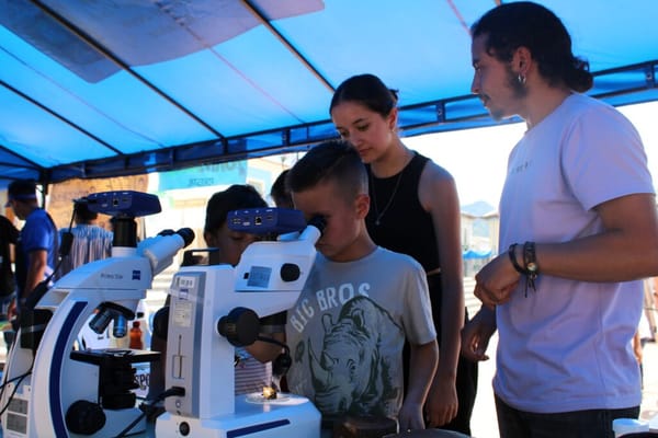 UIS Málaga impulsa educación y emprendimiento en feria educativa