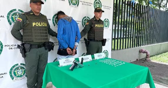Ni armado 'Yender' se salvó con sus porquerías en Bucaramanga