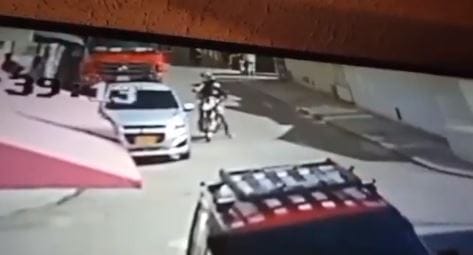 A plena luz del día motoladrones hicieron de las suyas en Girón