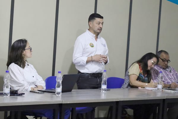 Santander prioriza salud materna con nuevo plan 'Hospital Padrino'