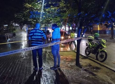 A puñaladas mataron a indigente en el Álvarez