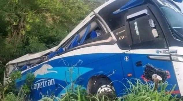 Ampliación. Viaje a Bogotá casi acaba con tragedia en vías de Santander