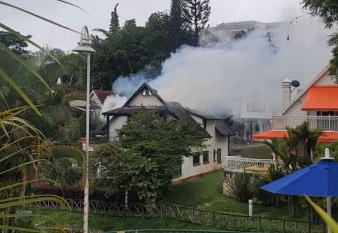 Bomberos controlaron incendio de vivienda en Ruitoque Condominio