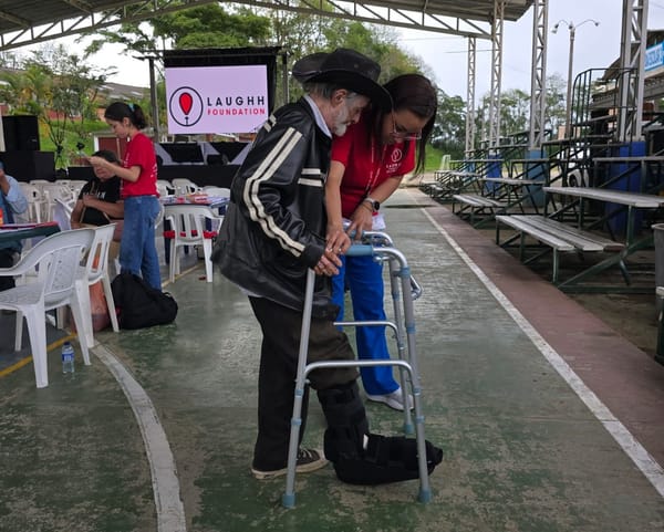 UDES y Laughh Foundation aportan salud y cuidado en veredas de Santander