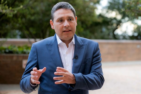 Ministro TIC visitará a Santander este 24 de julio para entregar computadores y lanzar nuevos programas