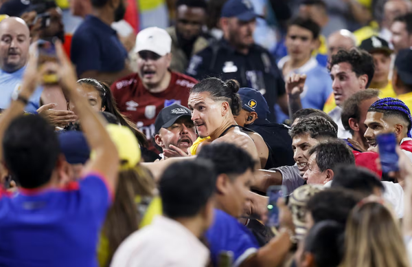VIDEO. Caos en la Copa América: Uruguay rescató a sus familias en medio del conflicto