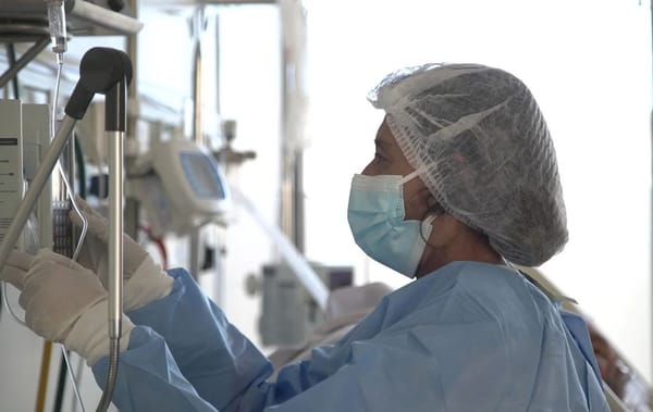 Santander recibe 132 equipos médicos autorizados por MinSalud