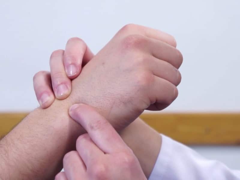 ¿Sufre dolor en las manos? Prevención y tratamiento del síndrome del túnel carpiano y la tendinitis