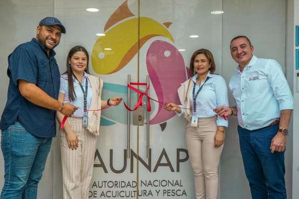 Pescadores artesanales de Barrancabermeja celebran apertura de nueva sede