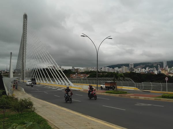 Puente de La Novena cerrado parcialmente por mantenimiento del alumbrado público