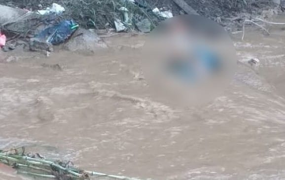 Creciente le ahogó la existencia en Vélez