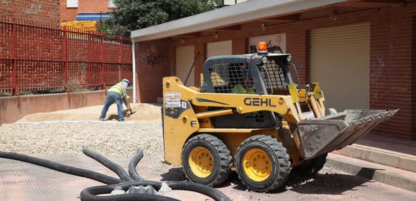 Procuraduría investiga posibles retrasos en obras escolares de Málaga