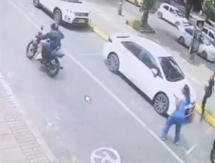 'Motoladrón' atacó a una mujer a plena luz del día en Cabecera