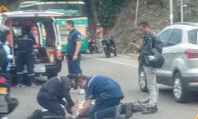 Una moto arrolló a un abuelito en Floridablanca