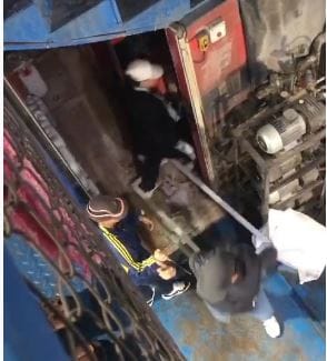VIDEO. Riña a puñal en Girón dejó par de  capturados