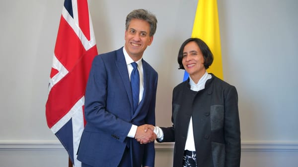 Ministra de Ambiente fortalece alianzas internacionales en Londres para la Cumbre de Biodiversidad