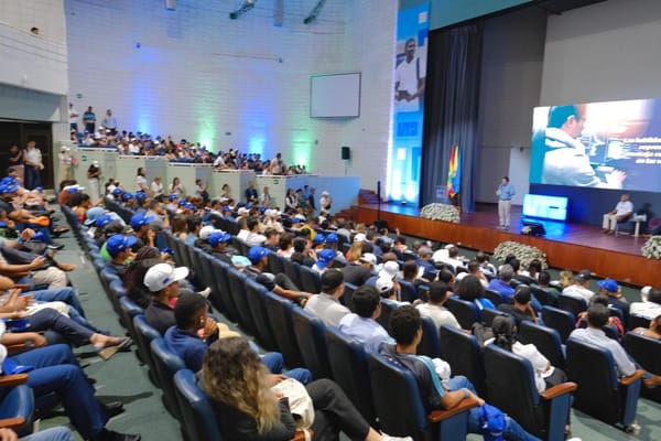 4.678 bolivarenses podrán acceder a cursos digitales gratuitos