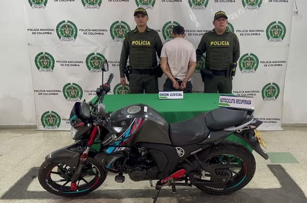 Criminal falló en su huida con moto robada en Bucaramanga