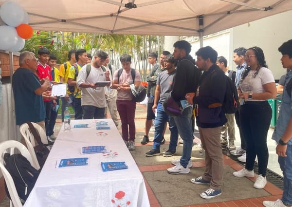 Escucha y apoyo: estrategia para mejorar la salud mental estudiantil en El Socorro