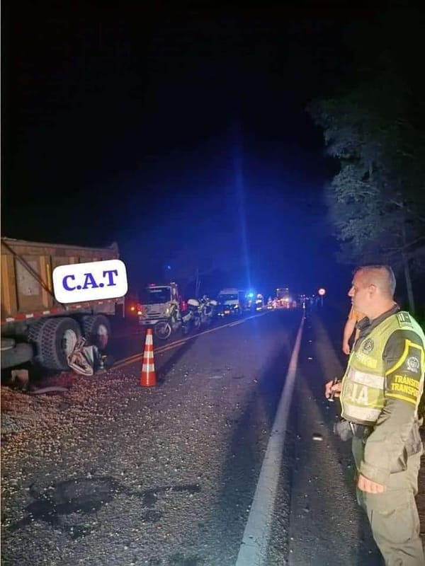 Accidente de tránsito en la vía Panamericana en Santander deja un conductor fallecido