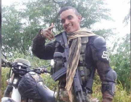 Soldado Luis Lara falleció tras ataque con explosivos en Santa Rosa