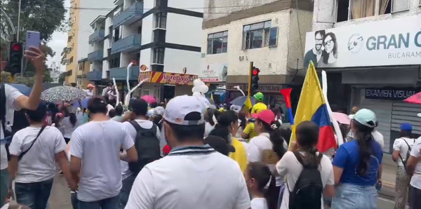 Bucaramanga se unió en marcha contra la violencia infantil