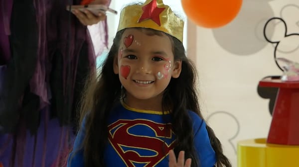Gran donatón de disfraces para niños en tratamiento médico