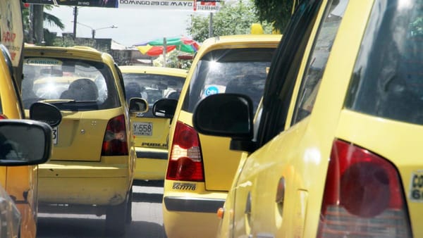 Con gas pimienta robaron a un taxista en Bucaramanga