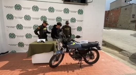 Cayó alias ‘Johnny’ tras robarse  una moto en Floridablanca