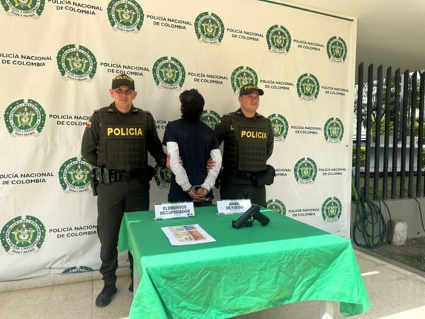 A 'Santiago' lo atrapó la ley en plena extorsión