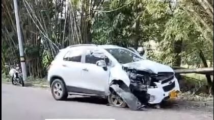 Aparatoso accidente de tránsito en la vereda El Quemadero