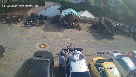 Ni la pijama del carro se salvó de una 'rata' en Floridablanca